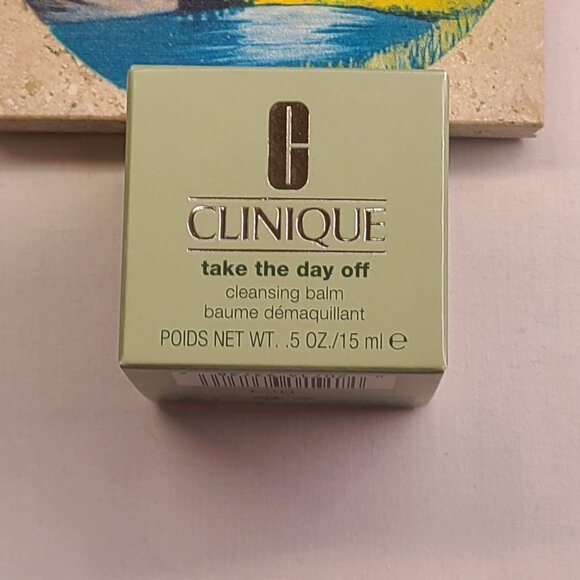 Clinique Take The Day Off Cleansing Balm Makeup Remover Mini -  15ml - Picture 3 of 8